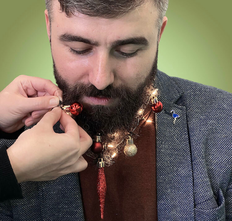 how to decorate beard for christmas
