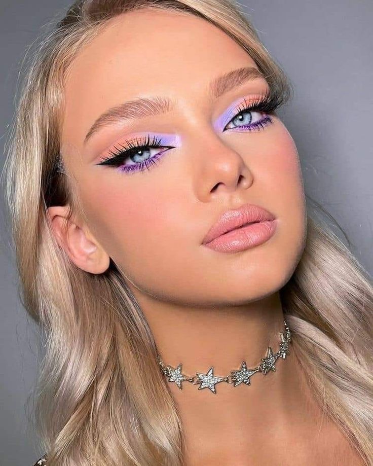 Pastel eyeshadow purple and pink