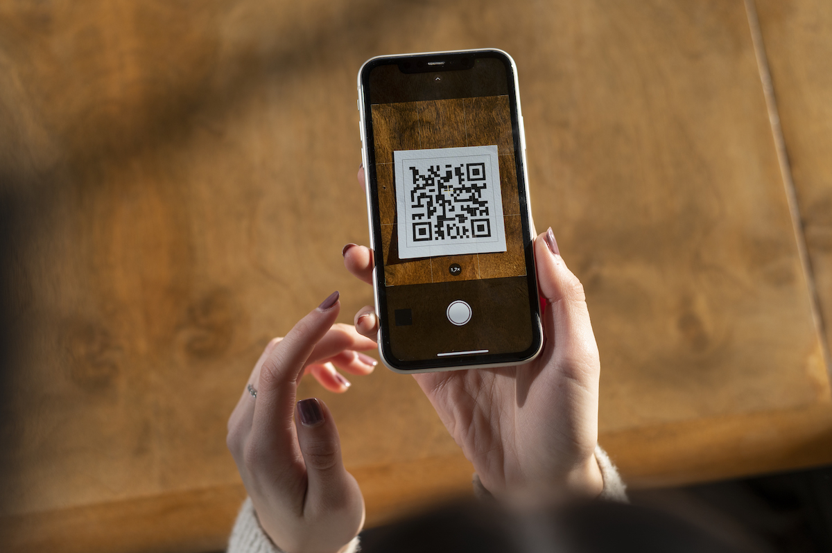 How to use QR codes to grow your salon business