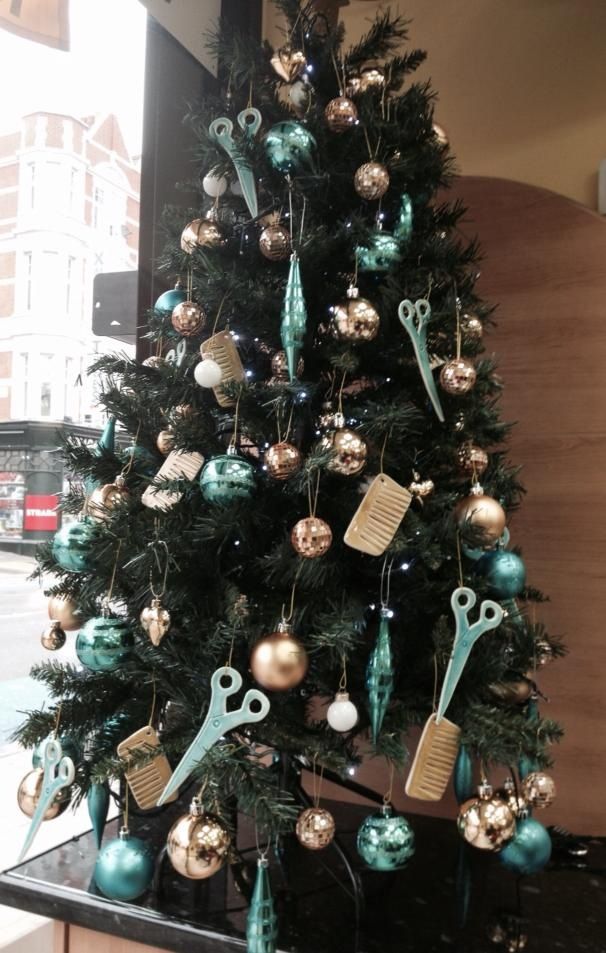 Salon Christmas tree decorations