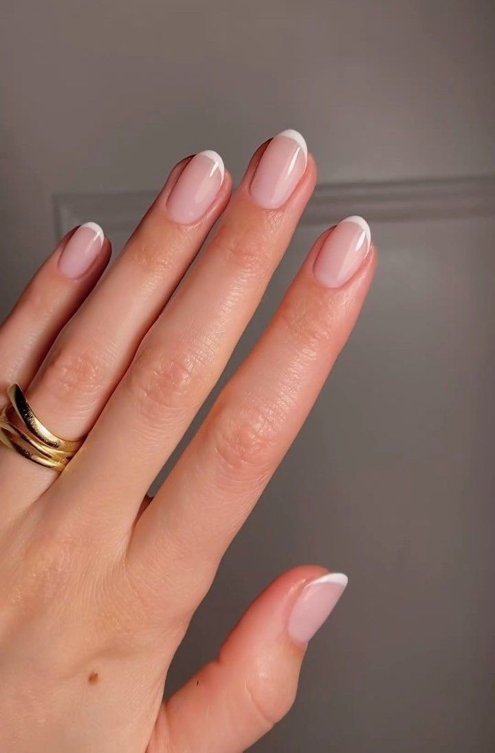 Almond thin french nails