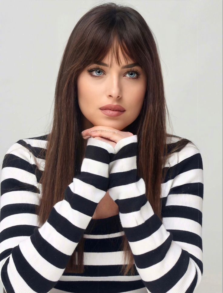 Bangs hairstyle trend