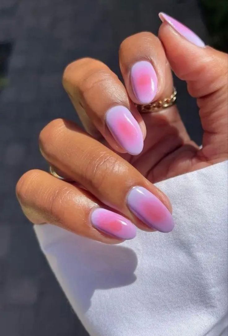 Colorful aura nail design