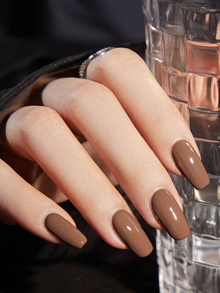 Mocha mousse nail ideas